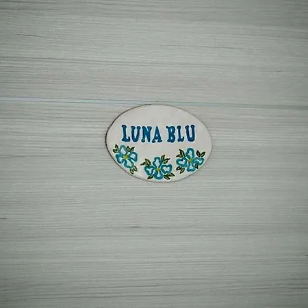 La Luna Nel Pozzo Nocleg ze śniadaniem 3*